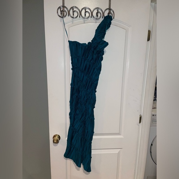 New! Cult Gaia Livia One Shoulder Asymmetric Gown in Deep Teal Seamoss 🌊🐚 XS - Picture 10 of 16